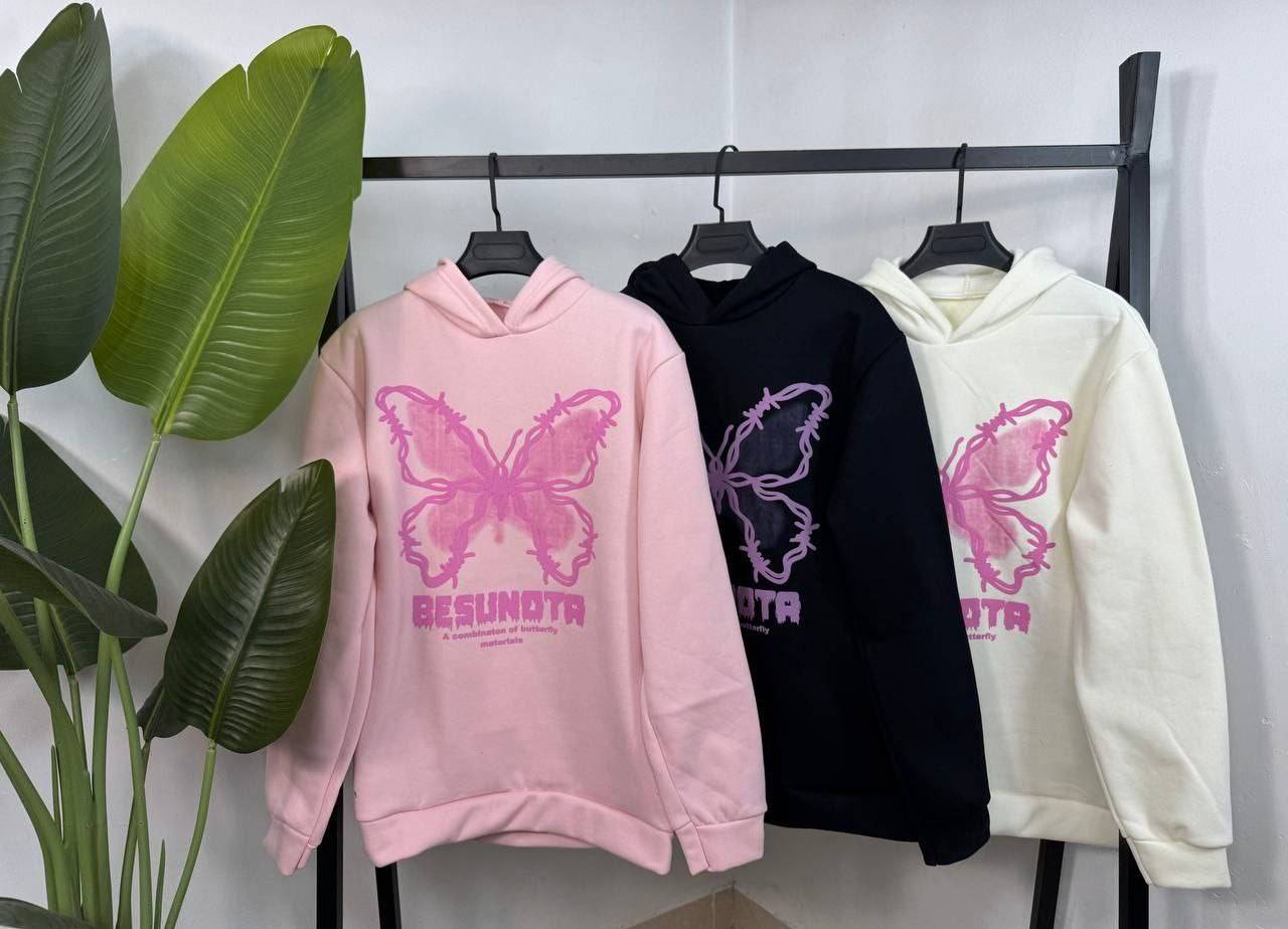 هودی کلاهدار پروانه